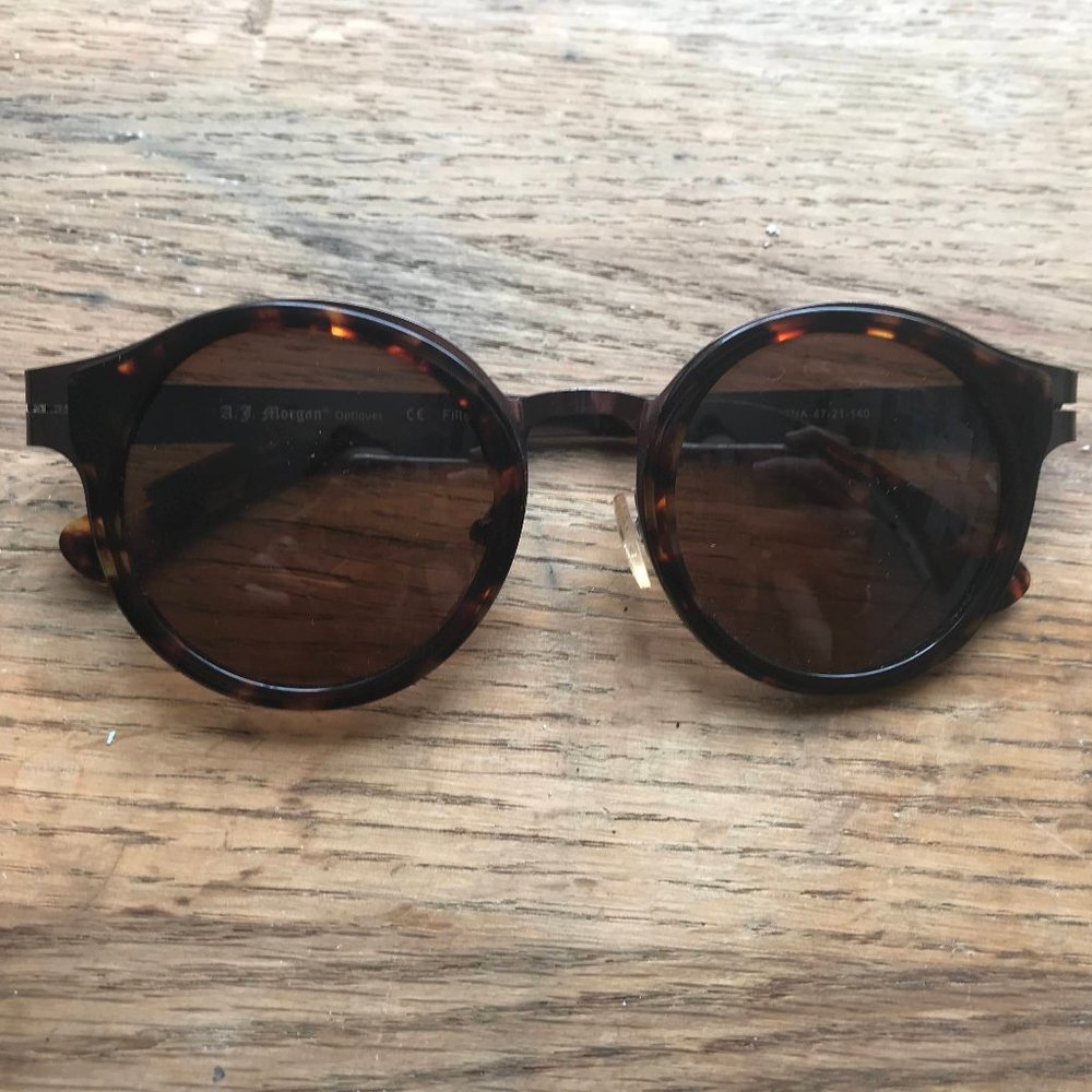 Anthropologie Turtleshell Brown Round Sunglasses
